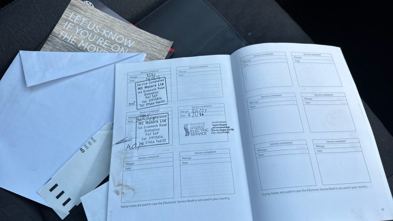 Toyota Yaris 1.5 Hybrid Design 5dr CVT Hybrid Hatchback